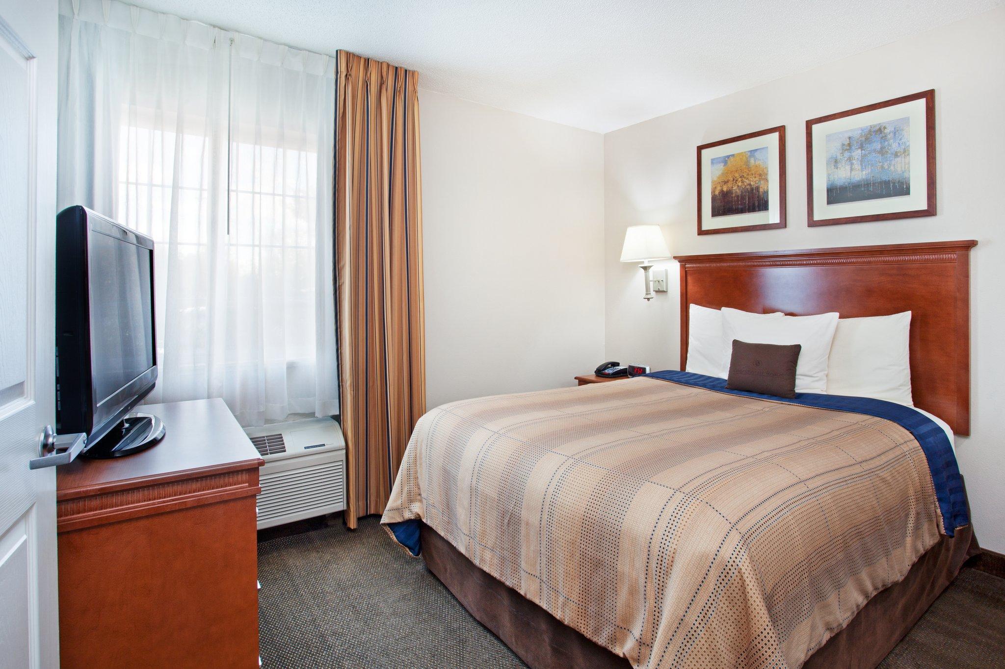 Candlewood Suites Huntersville-Lake Norman Area By Ihg Zewnętrze zdjęcie