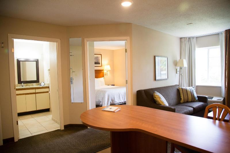 Candlewood Suites Huntersville-Lake Norman Area By Ihg Zewnętrze zdjęcie